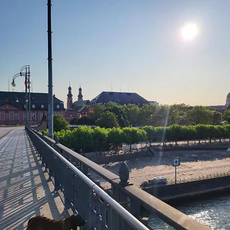Gemutliches Sehr Zentral - An Der Uniklinik Homestay Mainz